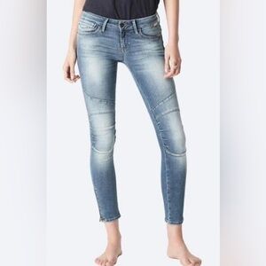 Mavi Jeans